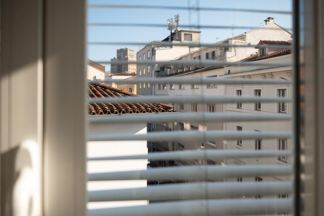 Appartement Raffinato Scorcio Sulla Citta à Brescia Extérieur photo