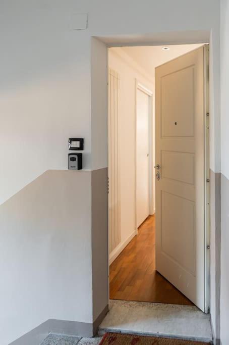 Appartement Raffinato Scorcio Sulla Citta à Brescia Extérieur photo