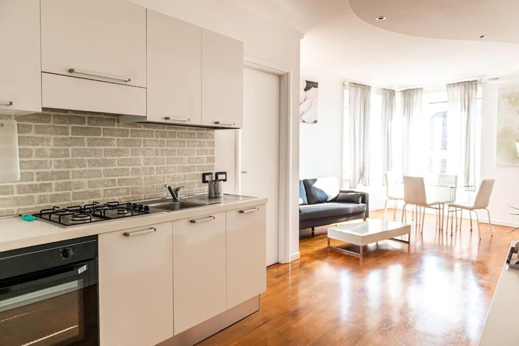 Appartement Raffinato Scorcio Sulla Citta à Brescia Extérieur photo